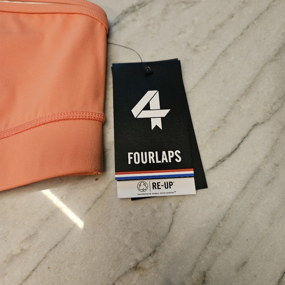 Nwt Fourlaps bras. Set of 2 size large - Picture 5 of 7